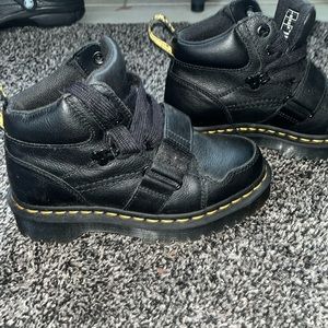 DR MARTENS for women size US 5